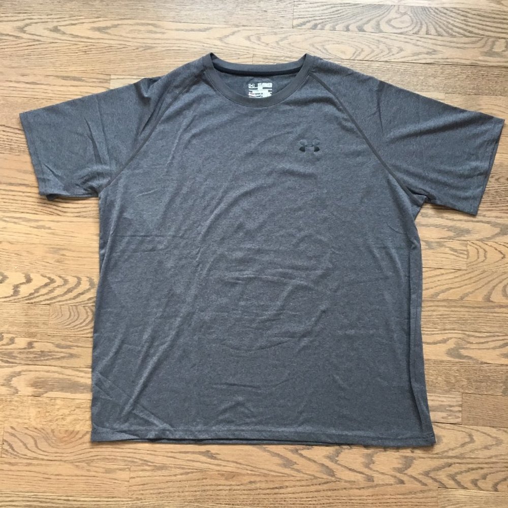 Under Armour Loose 2XL HeatGear Short Sleeve